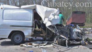 Accidente de tránsito en Las Tunas deja dos muertos y 19 heridos