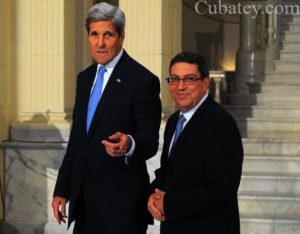 John Kerry y Bruno Rodríguez se reúnen tras inauguración de embajada de EEUU 