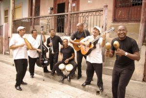 musicos-cubanos-cuba-cubatey