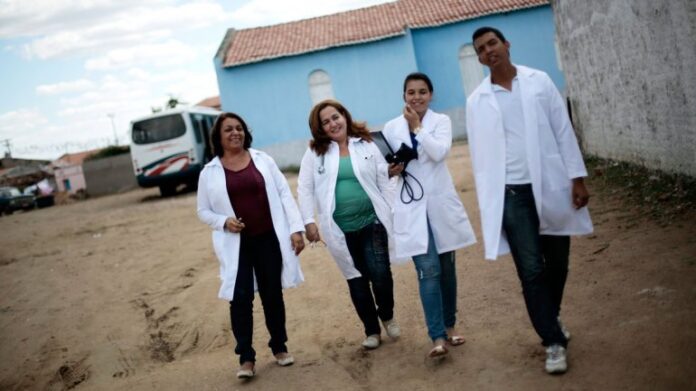 Cuba limita la salida de médicos al extranjero