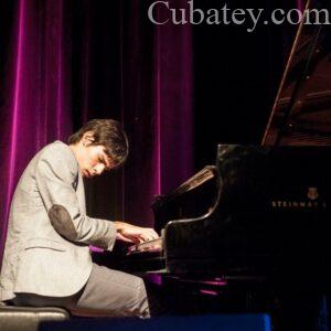 Joven pianista cubano impresiona en el Carnegie Hall de Nueva York