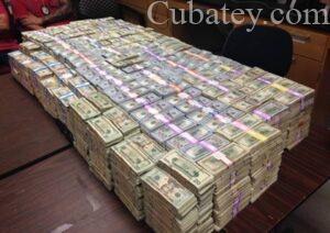 Dinero encausado en casa de Miami Lakes