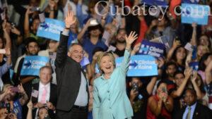 Seguidores de Hillary Clinton en el sur de Florida la animan en FIU