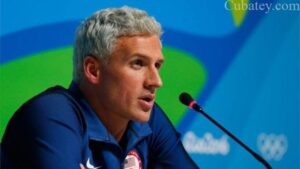 Nadador estadounidense Ryan Lochte fábrica historia sobre robo en Rio